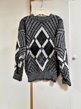 Barnaby Vintage Barnaby Geometric Knit Sweater with Leather Patches